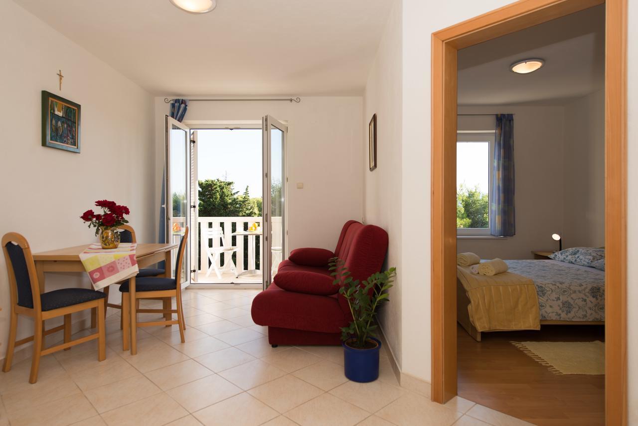 Sun House Apartments Μπολ Εξωτερικό φωτογραφία